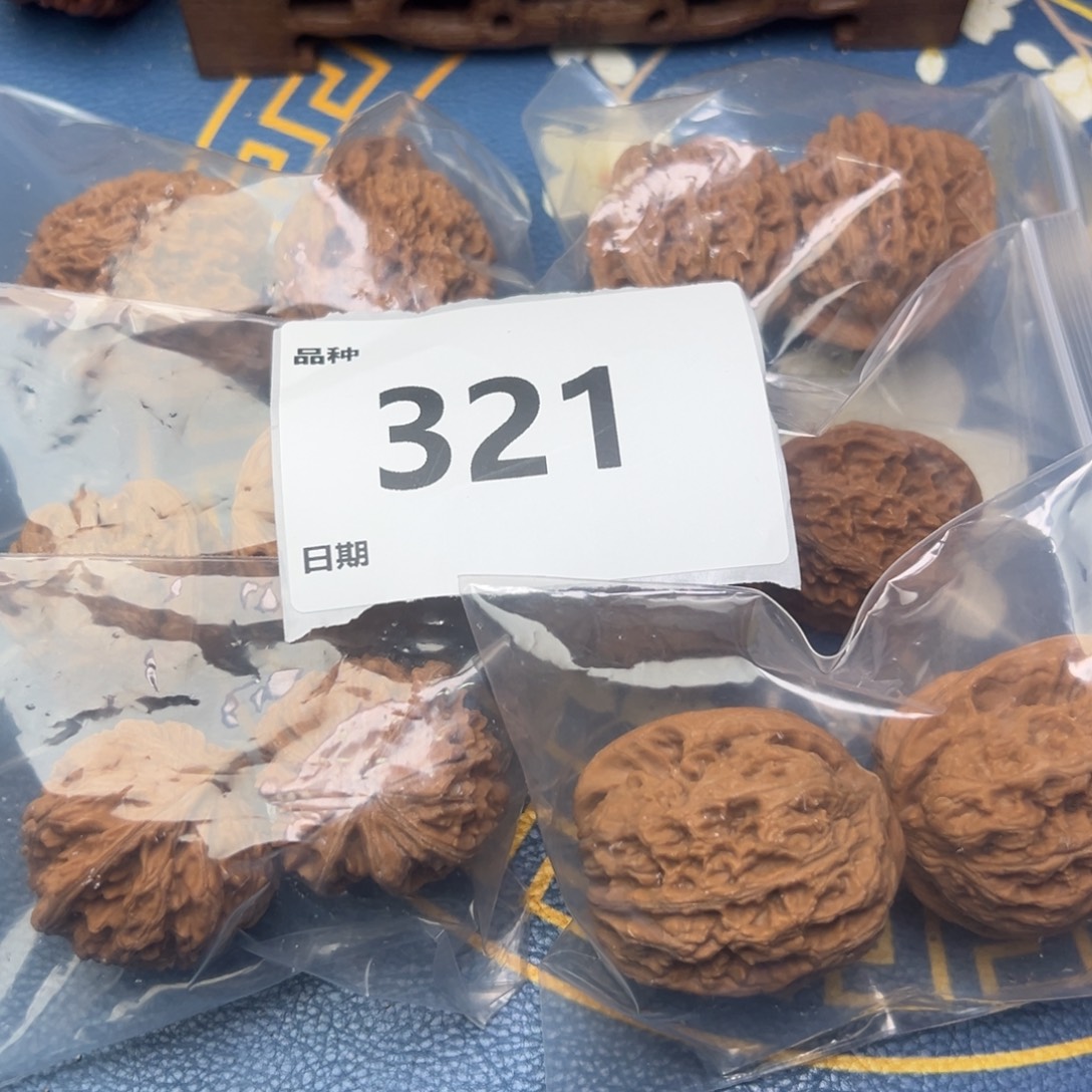 把件文玩核桃321号6对带练手将军