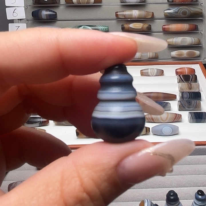 玛瑙/玉髓合金颈饰