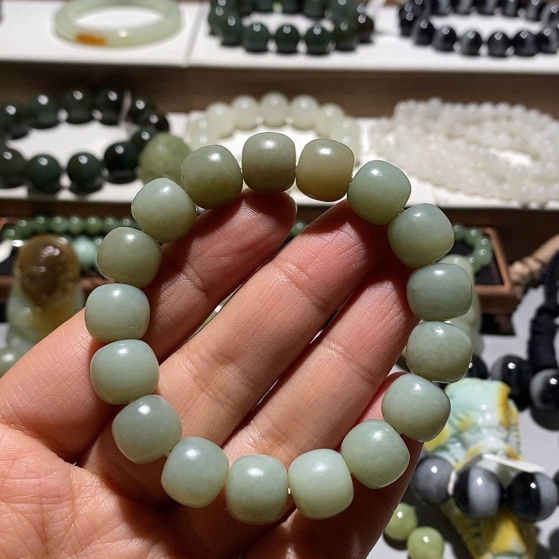 和田玉未镶嵌手链