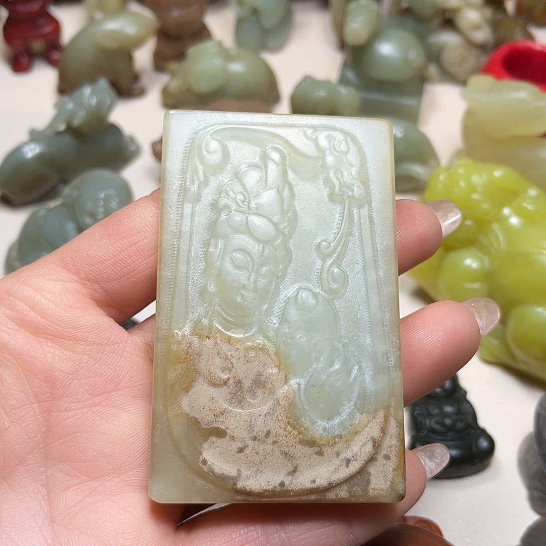 白玉菩提吊坠白玉菩提吊坠