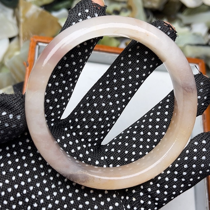 未镶嵌手链和田玉用****5瑕疵品