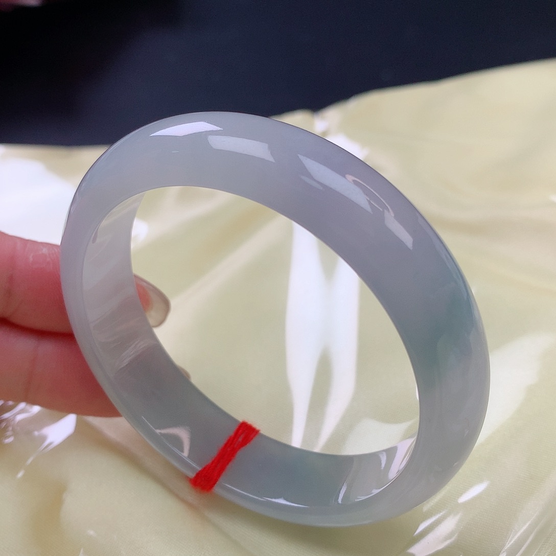 【闪购商品】未镶嵌手镯翡翠54+