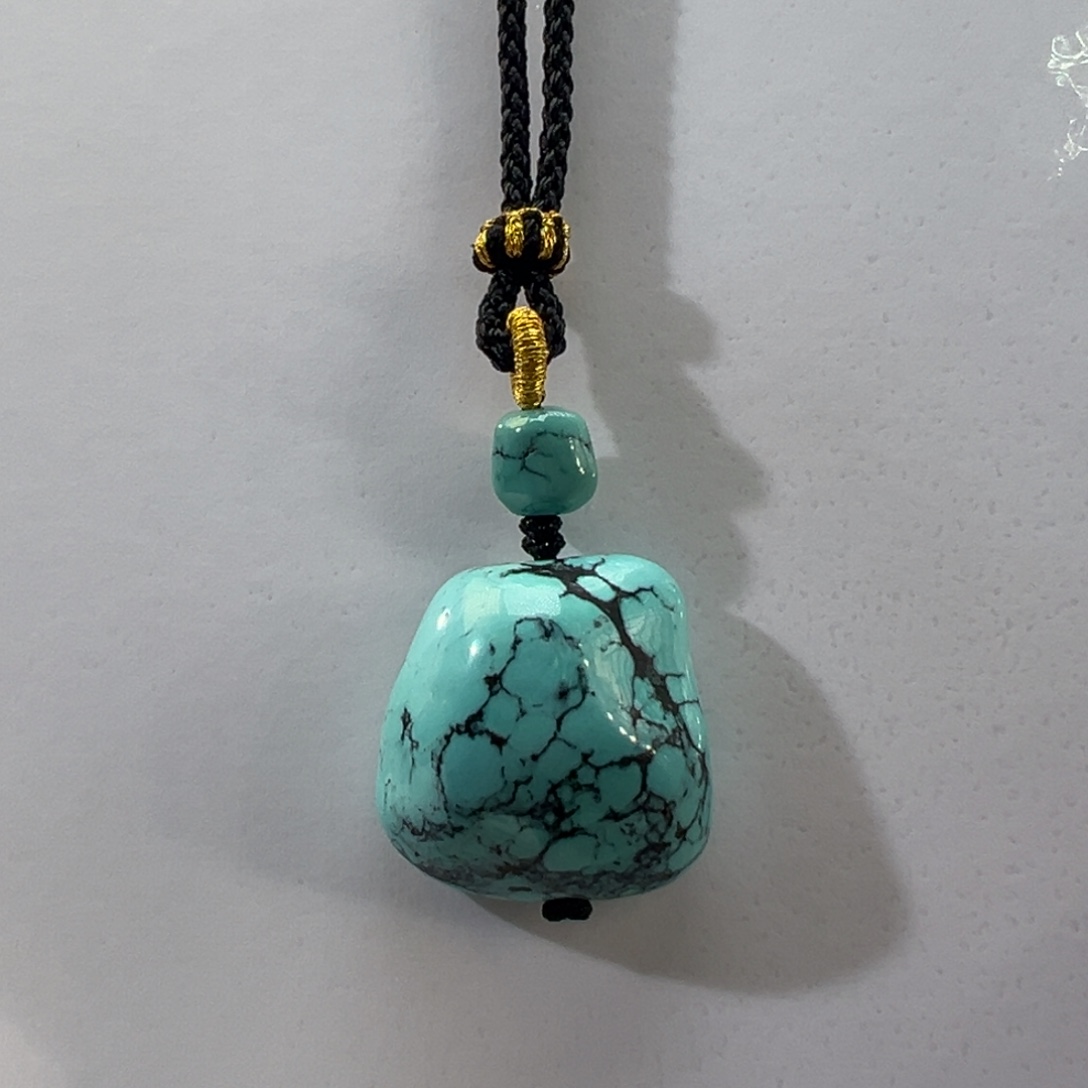 绿松石未镶嵌挂件