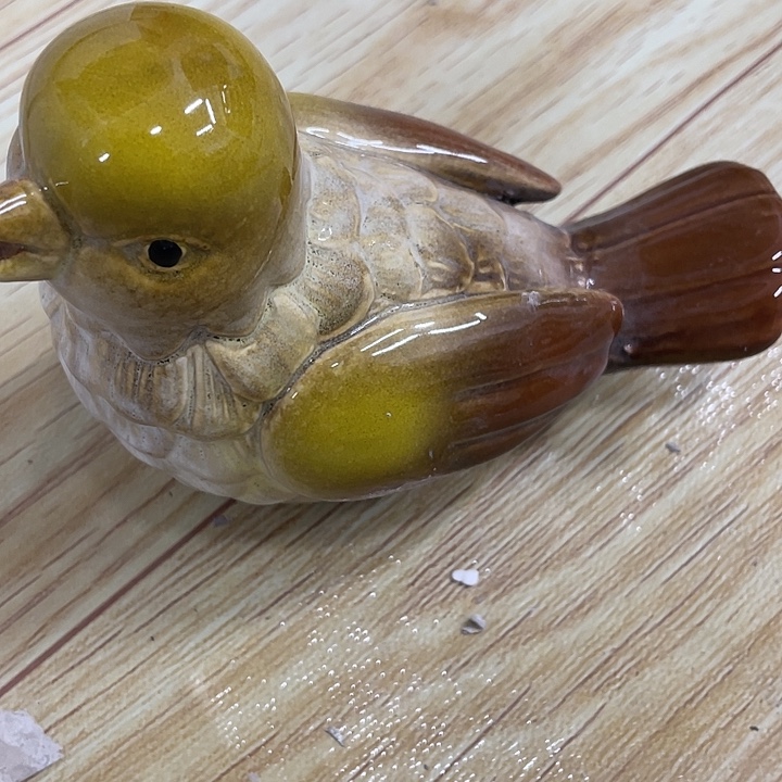 莺***晓陶瓷外贸瓷器瑕疵慎拍