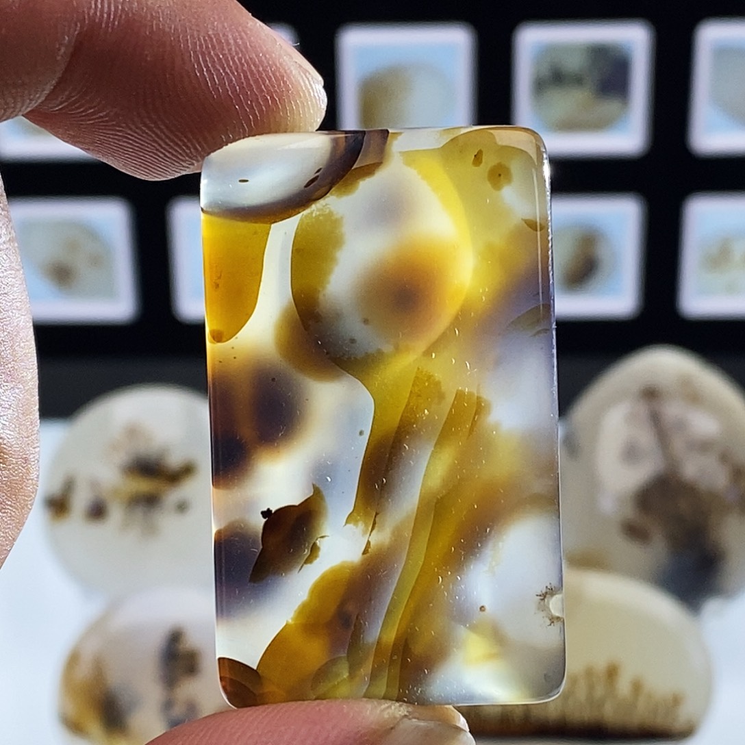 胖***m玛瑙/玉髓未镶嵌吊坠(不含链)