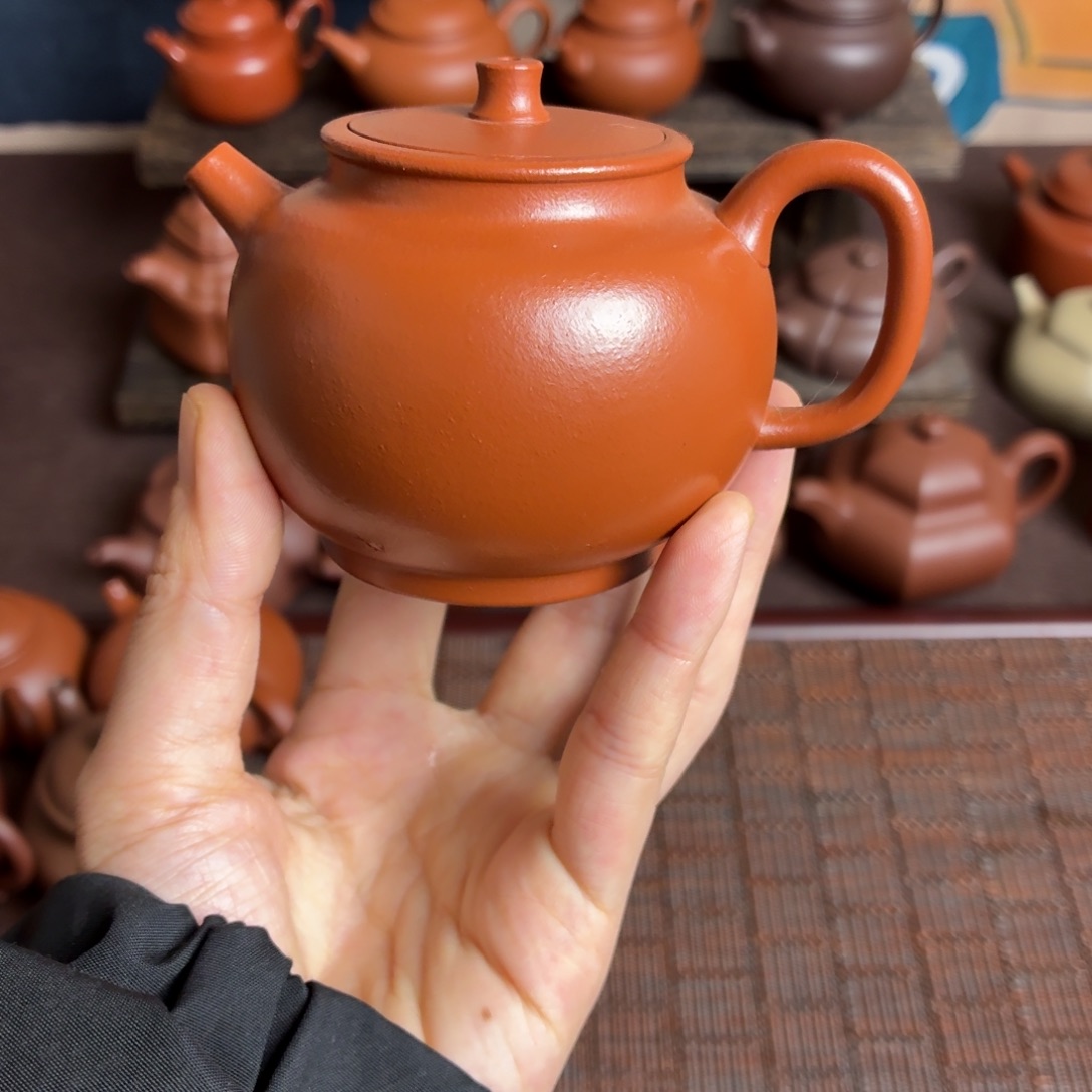 茶壶紫砂紫砂壶。  