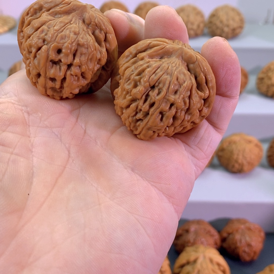 文玩核桃把件38全品莲花