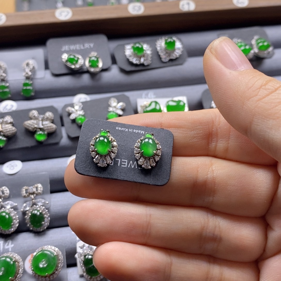 颈饰银S925镶嵌翡翠