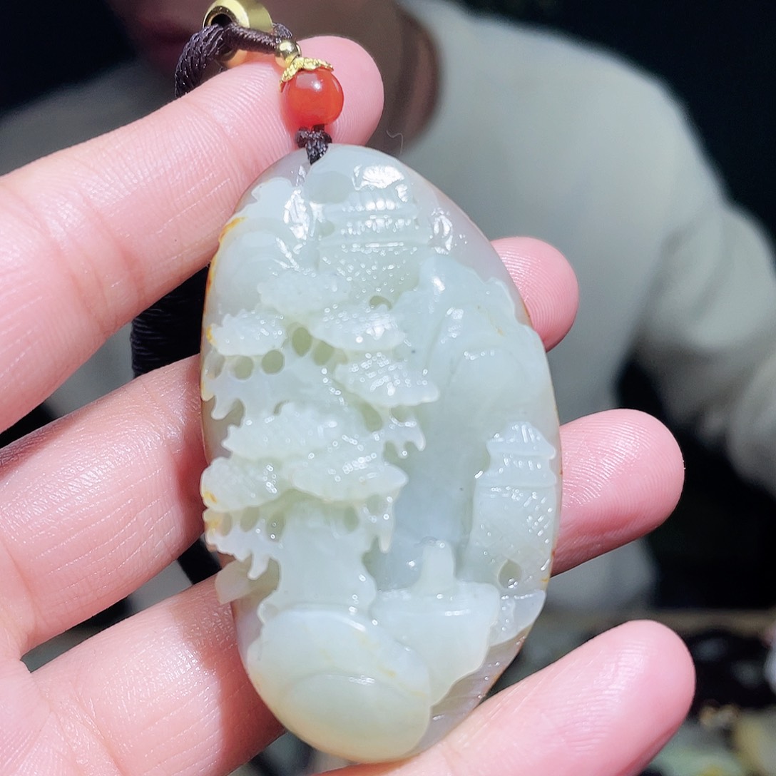 和田玉颈饰未镶嵌