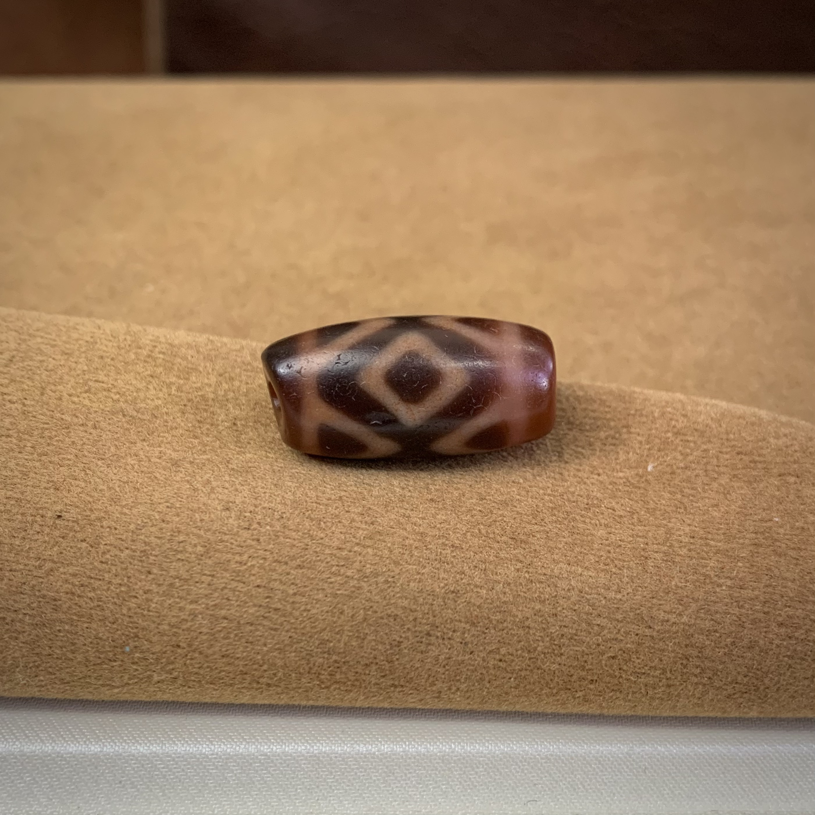 特惠价小卢家红砂金刚三眼25.2x12.1 玛瑙材质 男生女生饰品配饰