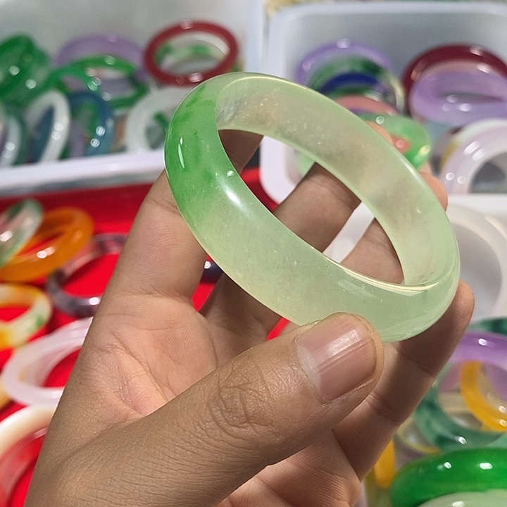 翡翠颈饰未镶嵌价格