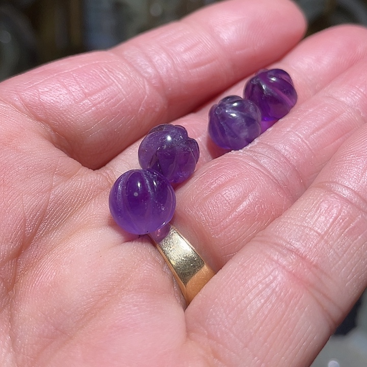 后***m查罗石合金颈饰挂件