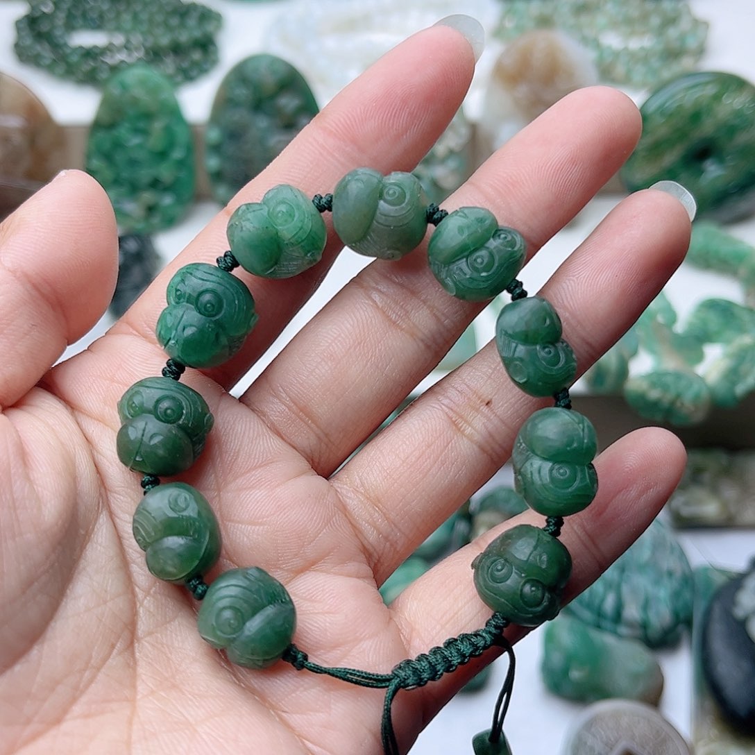 独山玉手串未镶嵌宏**筑