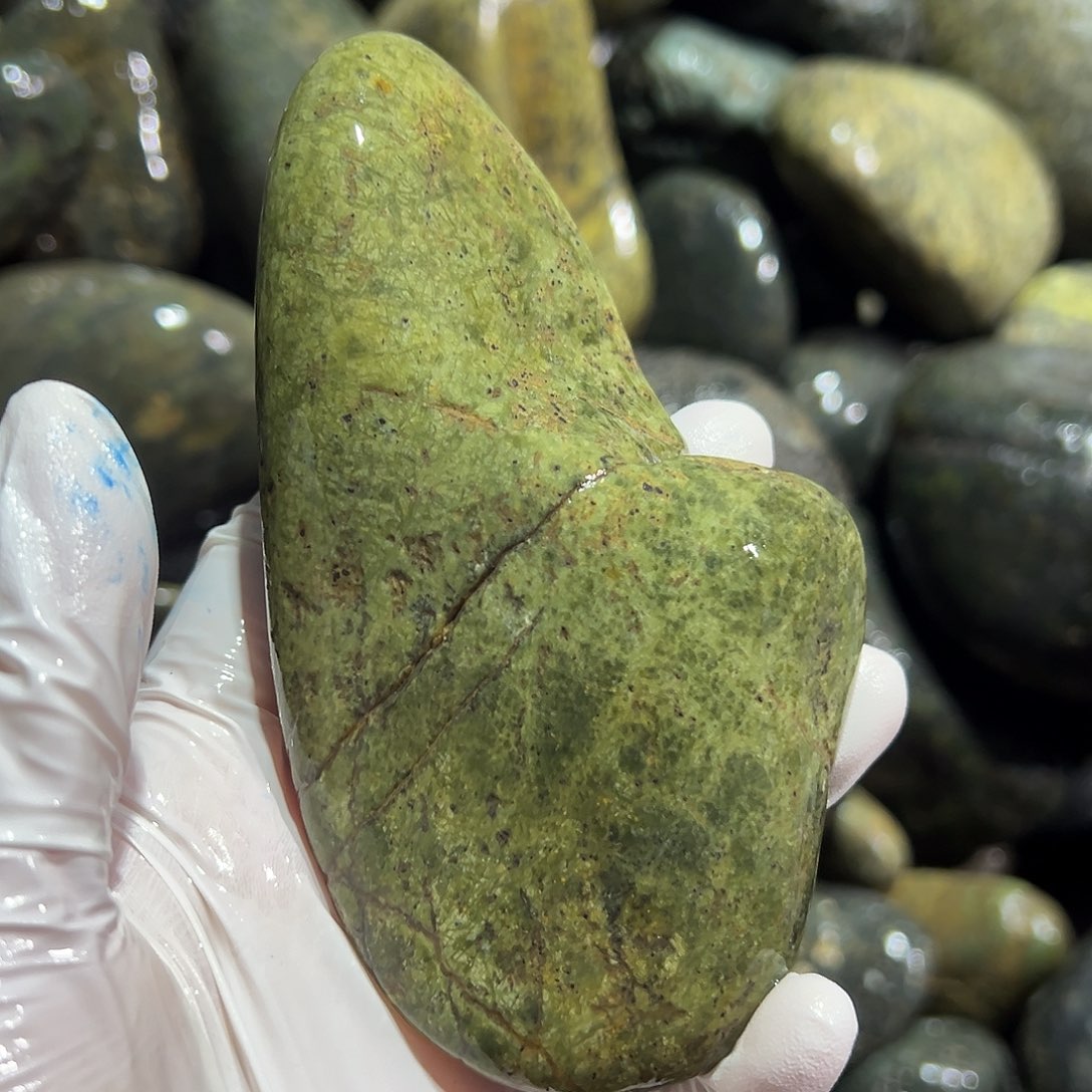 未镶嵌蛇纹石玉西藏藏玉药王石户*