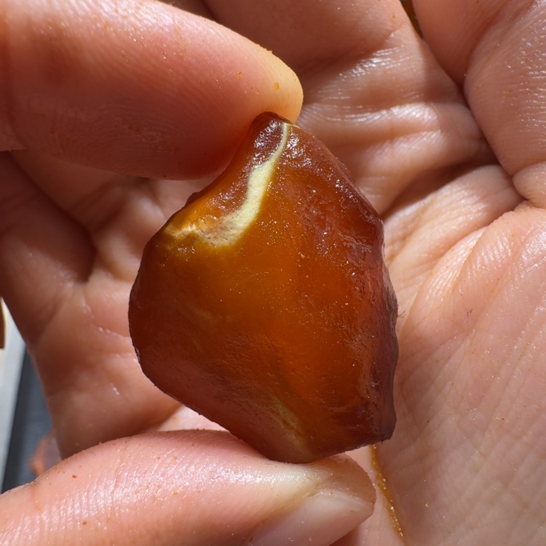 定制琥珀未镶嵌定制