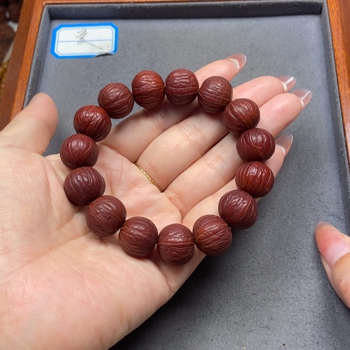 猴头核桃吊坠菩提