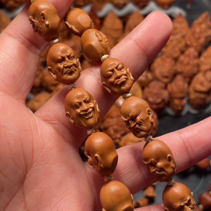 【闪购商品】橄榄核手串/手链单面十八罗汉