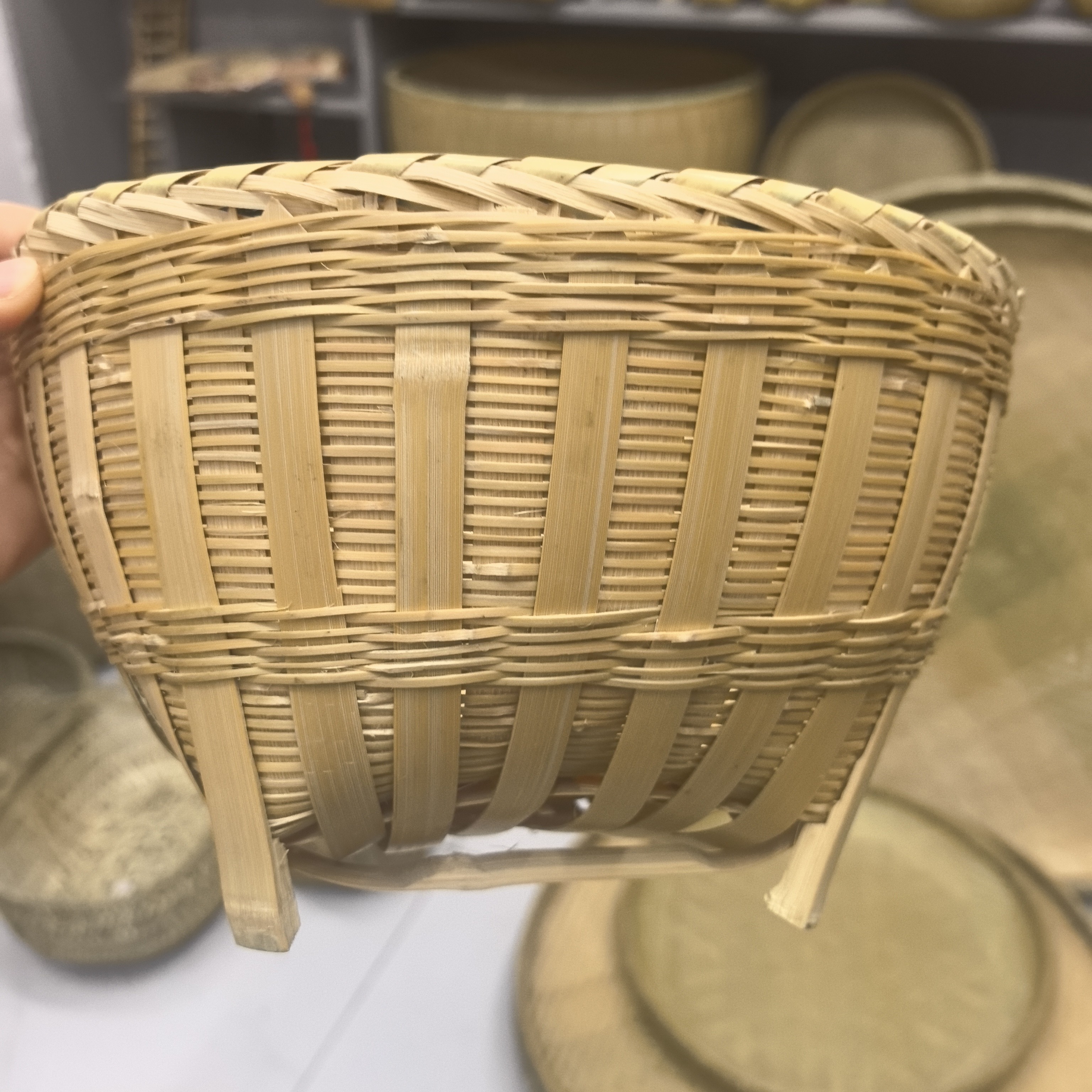 手工竹编箩筐可定制大小用于收纳摘菜等用途