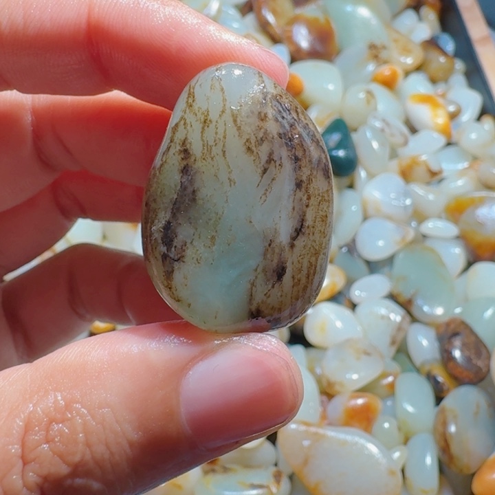 颈饰未镶嵌和田玉（糖玉）20克