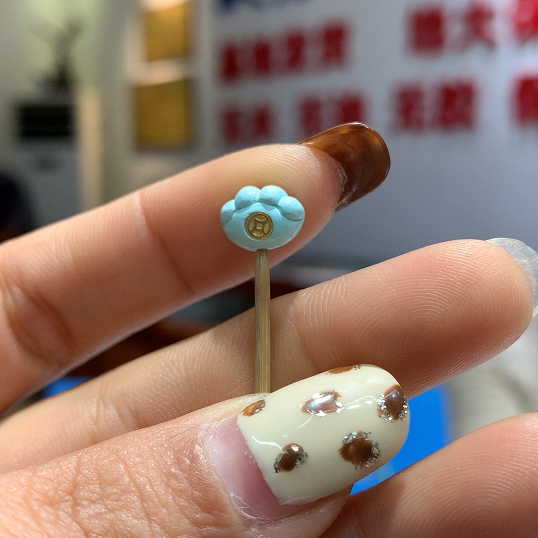 绿松石配饰未镶嵌享**活