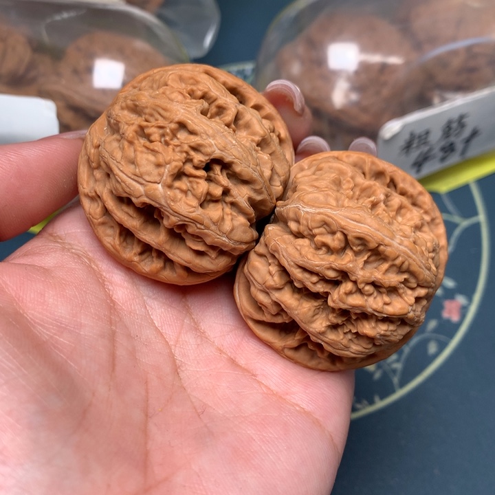 文玩核桃把件42-16647-8