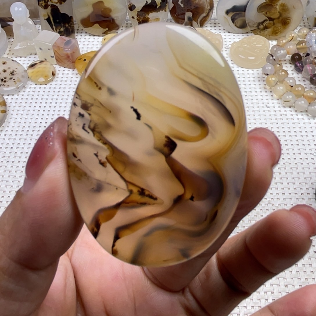 玛瑙/玉髓未镶嵌颈饰