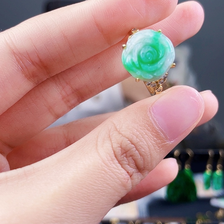 翡翠戒指银S925镶嵌饰品