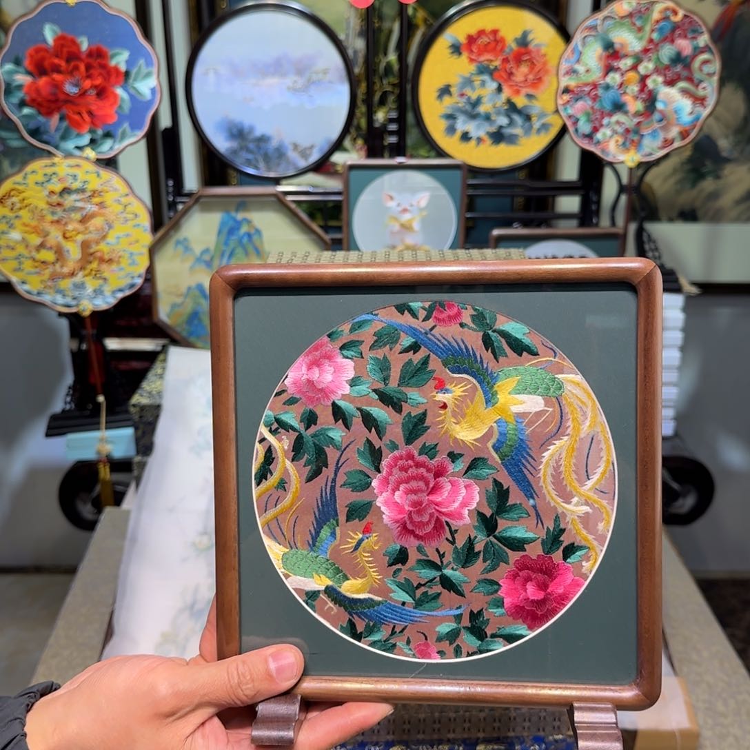 刺绣刺绣工艺精湛