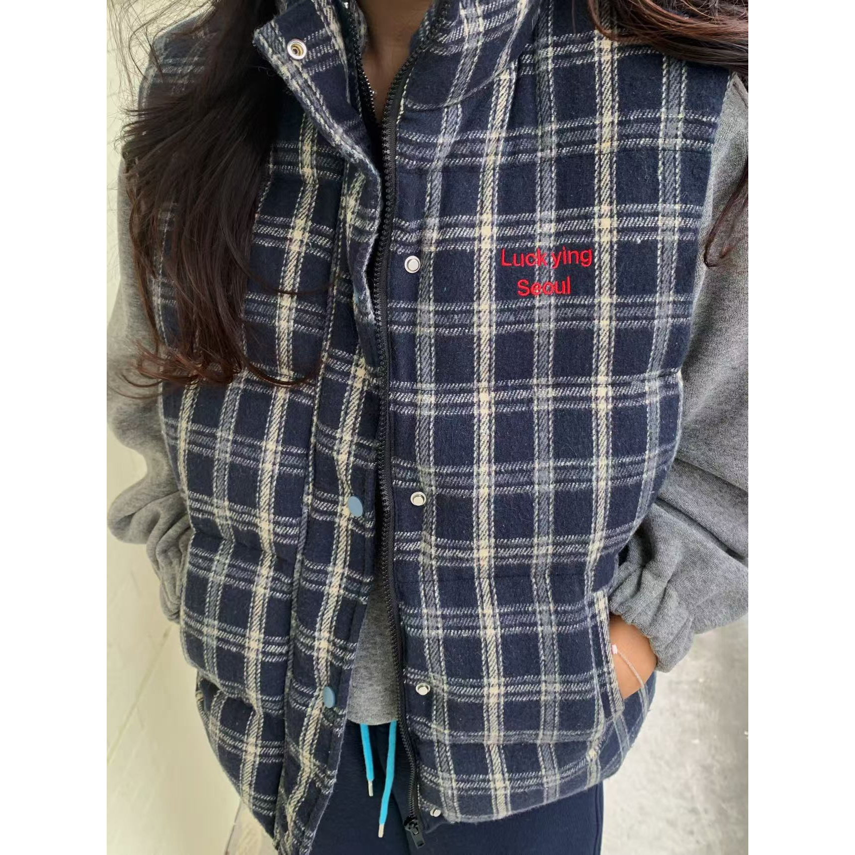 韩代.布拉格广场格子棉服马甲 L25101730