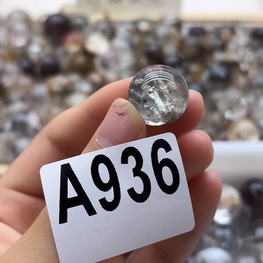 波***兔水晶未镶嵌珠宝半成品936