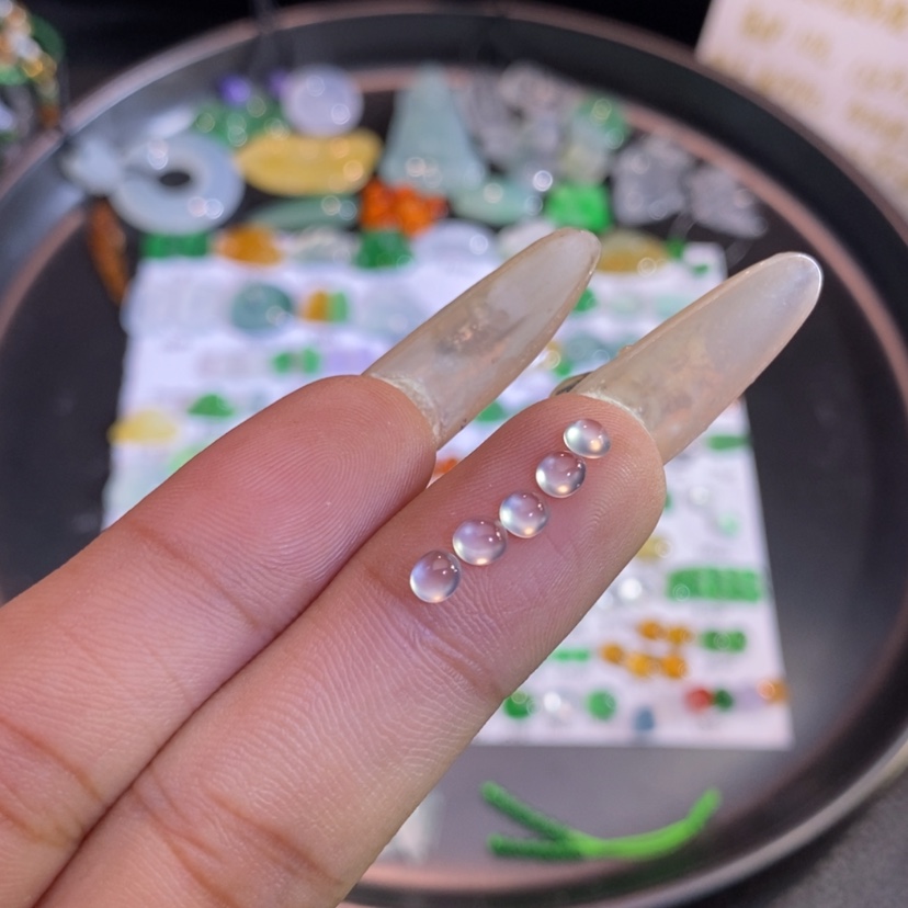 【闪购商品】翡翠挂件未镶嵌蛋