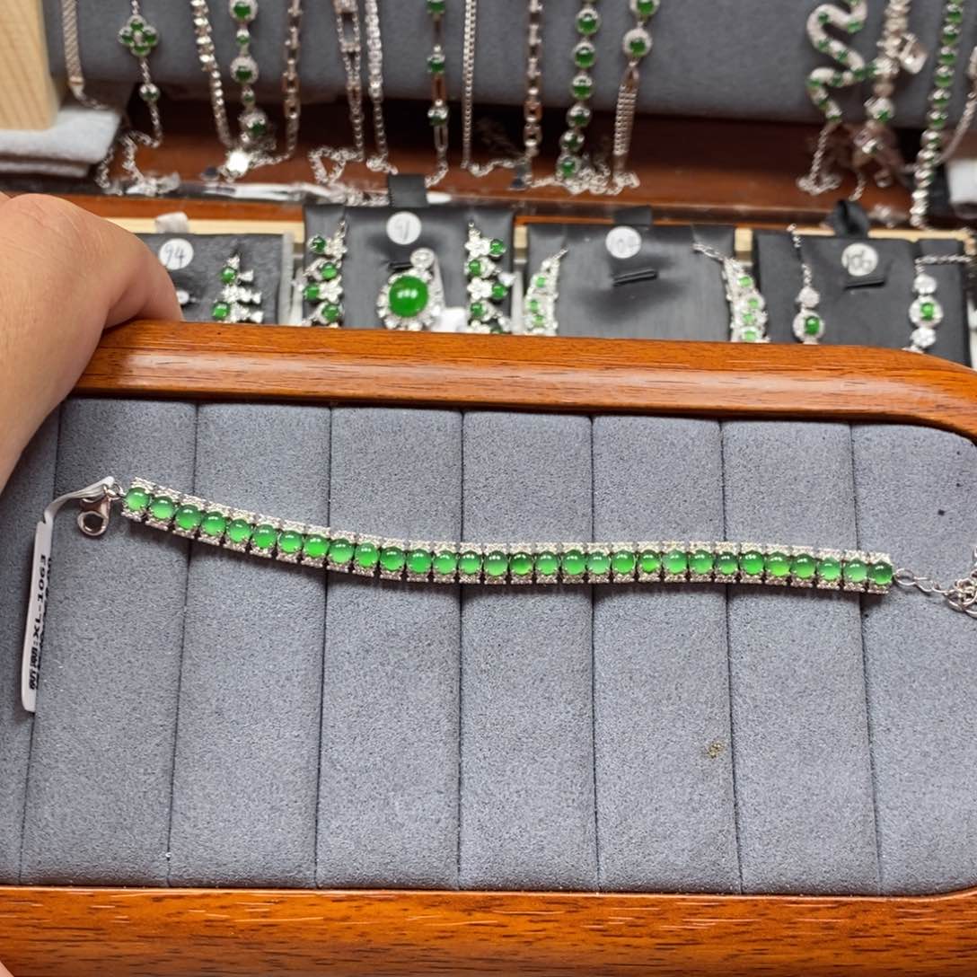 翡翠颈饰银S925镶嵌A***h翡翠手链