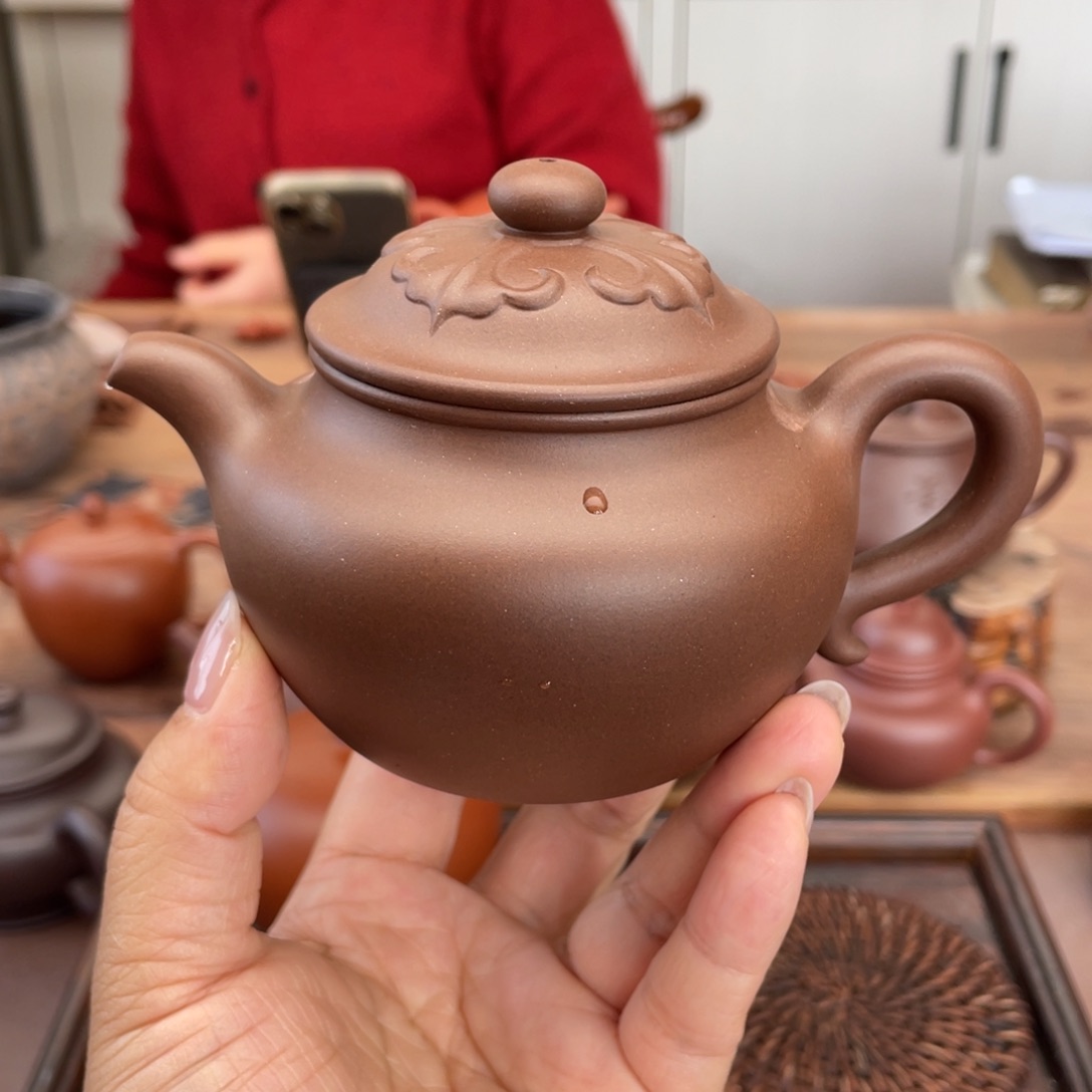 紫砂茶壶乾隆莲子