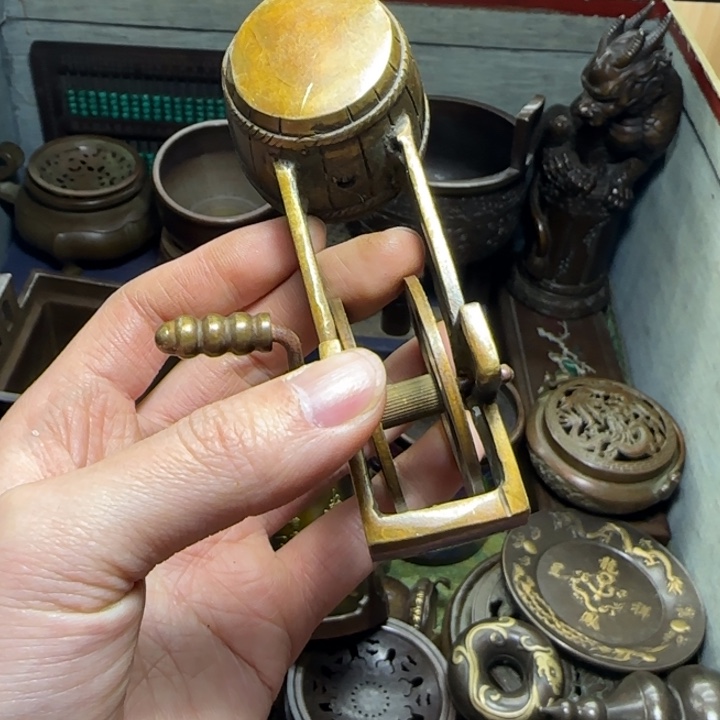 铜器把玩摆件链接