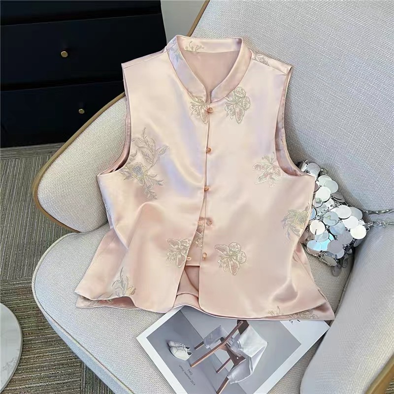 1621新中式盘扣国风宋锦马甲2025春秋新款高级感气质坎肩上衣背心