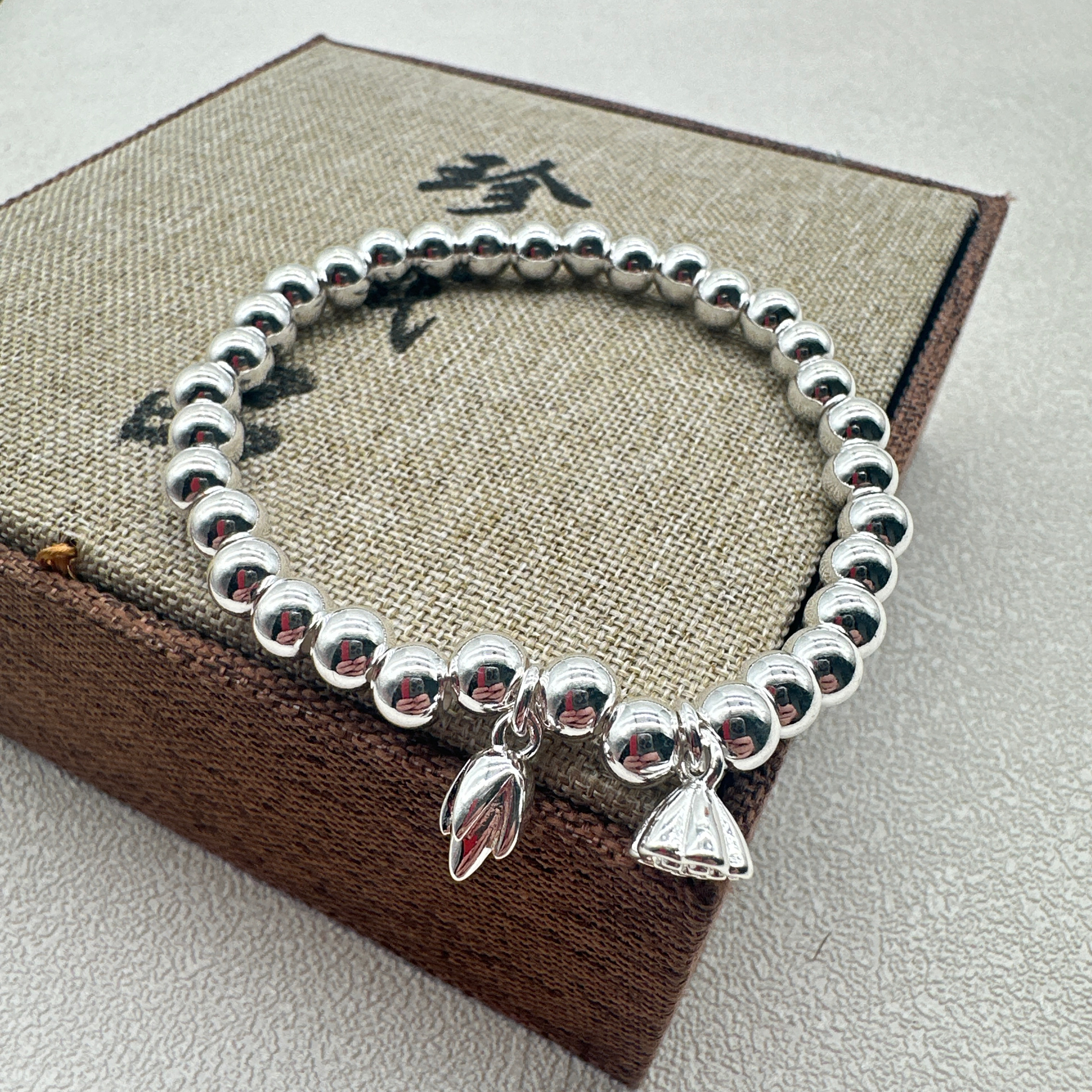 足银手镯 足银999.9手镯 A3一串好运珠光面两世欢