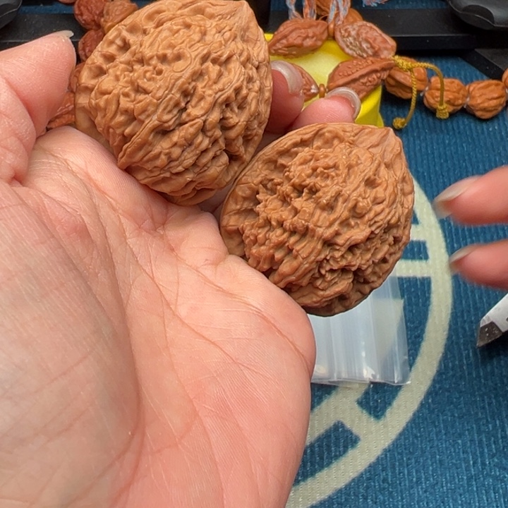 吊坠桃核文玩核桃蚂蚁王