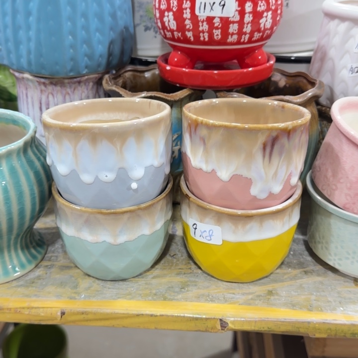 凑9块包邮，有孔，陶瓷花盆