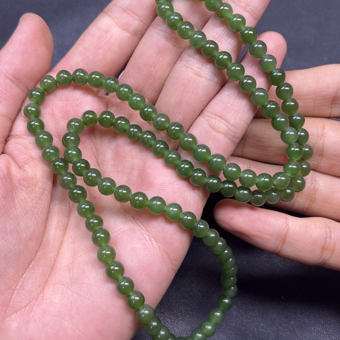 和田玉颈饰未镶嵌金***虹多样性俄罗斯碧玉链子卡6