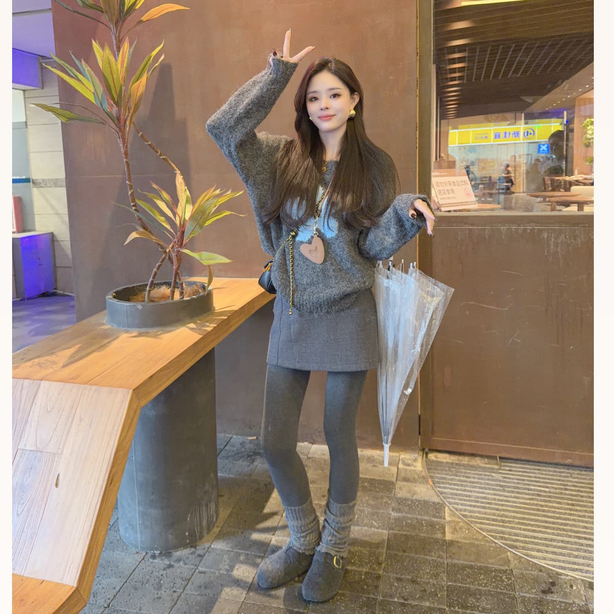 【晓溪服饰】秋季新款时尚宽松休闲圆领花朵长袖毛针织衫759