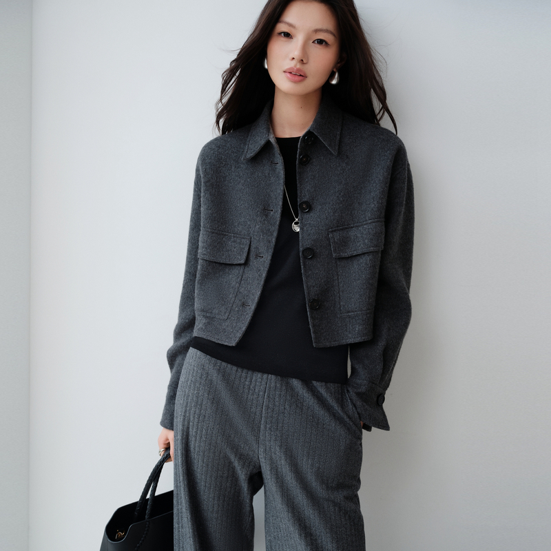 EP雅莹2025新款女装 质感绵羊毛翻领双面呢衬衫式短外套1513A
