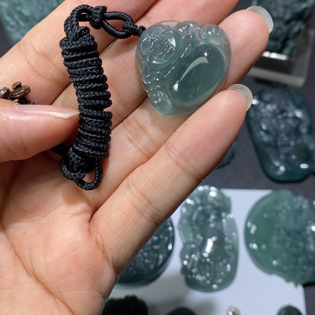 定制翡翠未镶嵌佛公