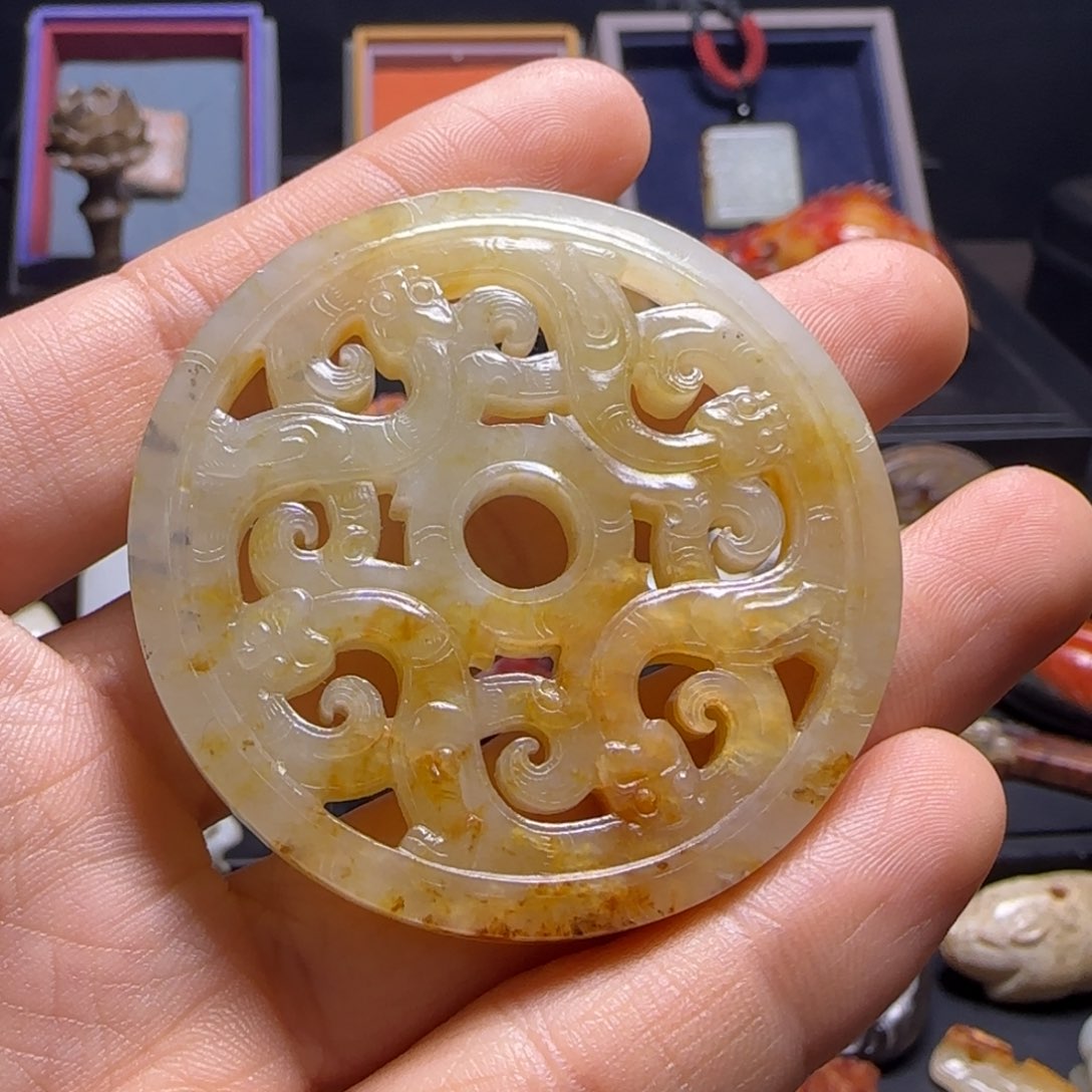 和田玉颈饰未镶嵌