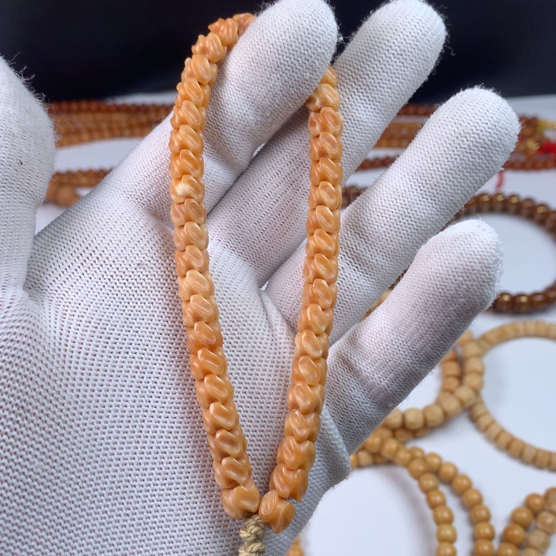 猴头核桃手串畫*龙脊