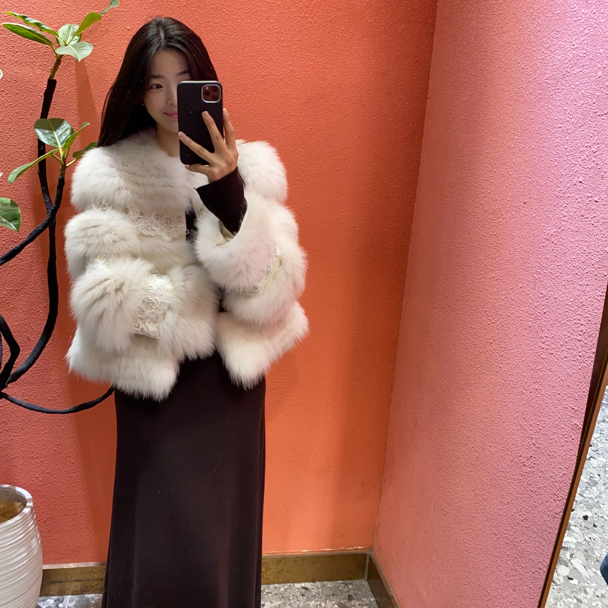 （默茗服装）白天鹅毛毛外套