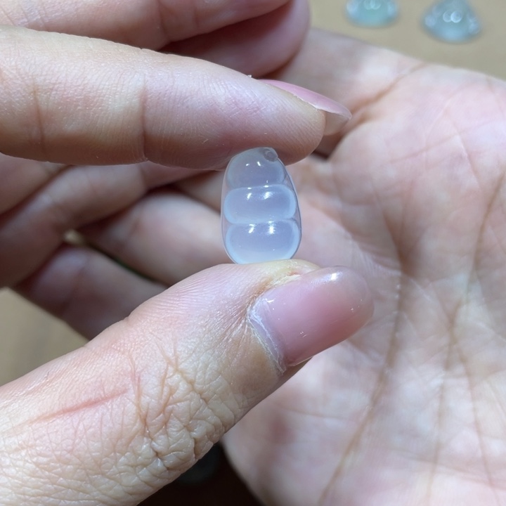 翡翠颈饰未镶嵌葫芦