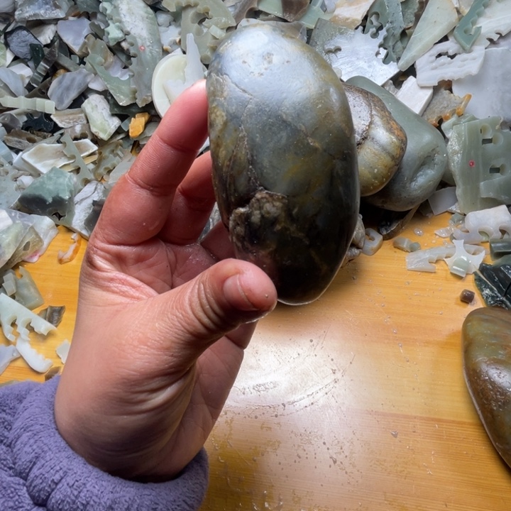 和田玉未镶嵌珠宝半成品