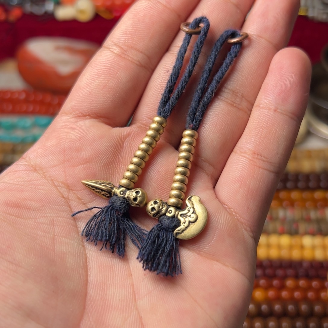 颈饰树脂计数器一对