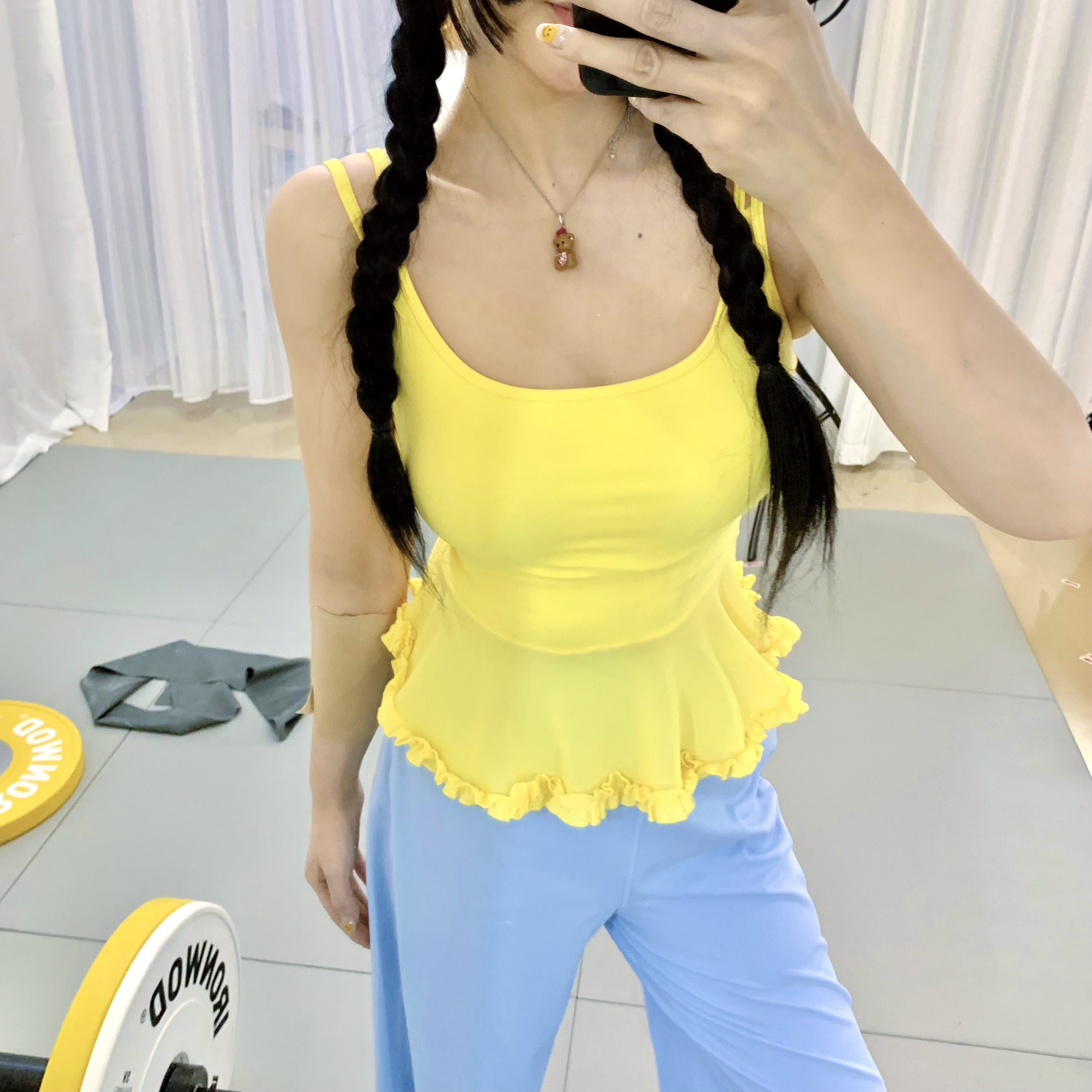 大码显瘦空气感拼纱美背花边带胸垫瑜伽背心女健身运动文胸