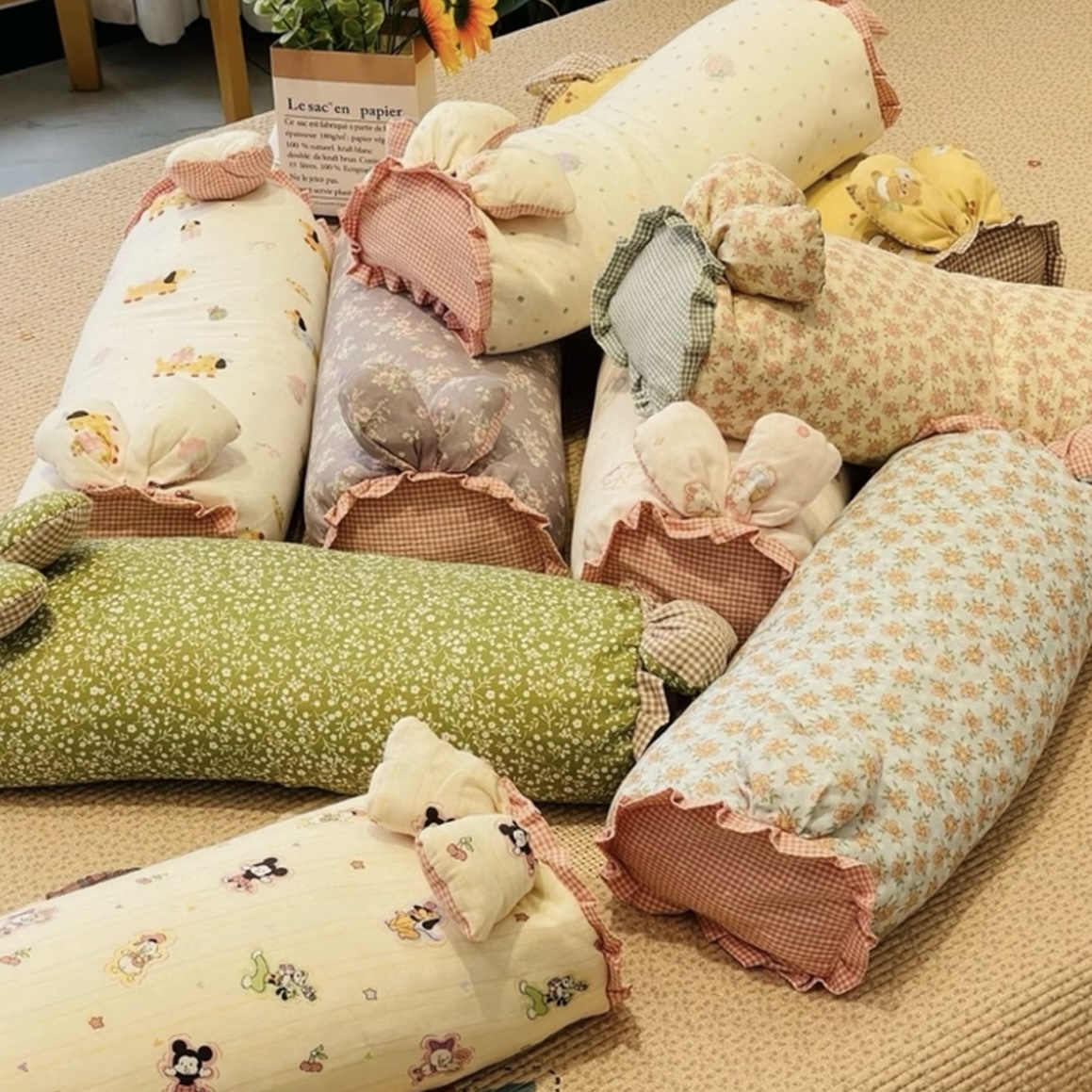 兔耳枕头成人办公室沙发午睡枕宿舍单人护颈枕芯（颜色不.挑）